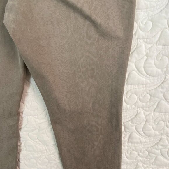 Torrid Jeggings Snakeskin Beige Size 20 Regular - Picture 5 of 11